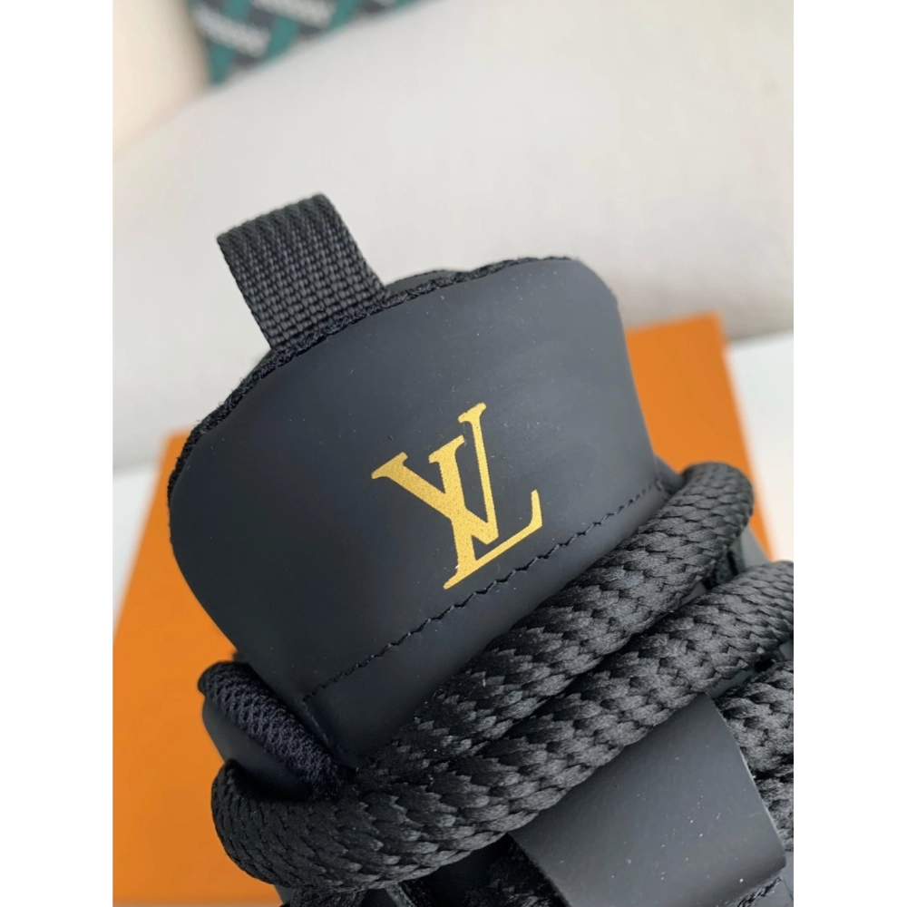 Louis Vuitton Casual Sneakers,LOUIS VUITTON