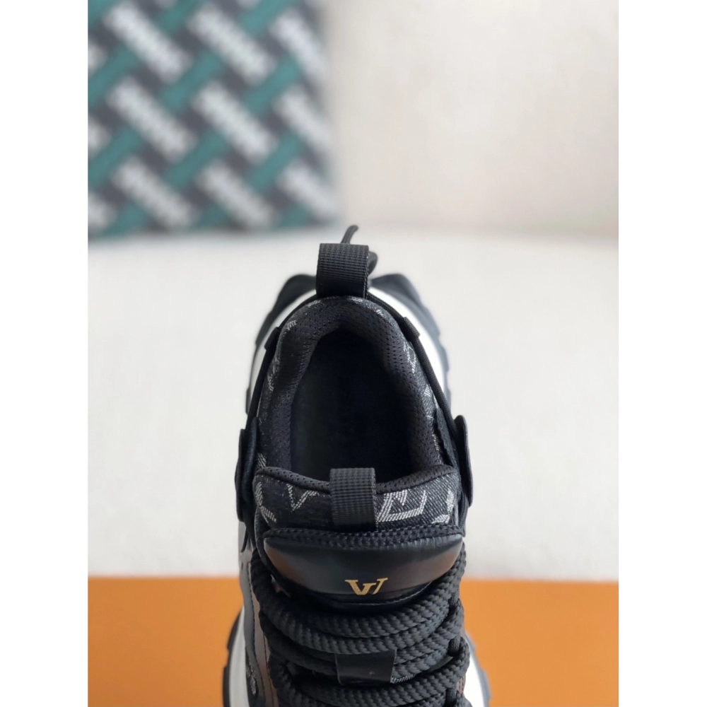Louis Vuitton Casual Sneakers,LOUIS VUITTON