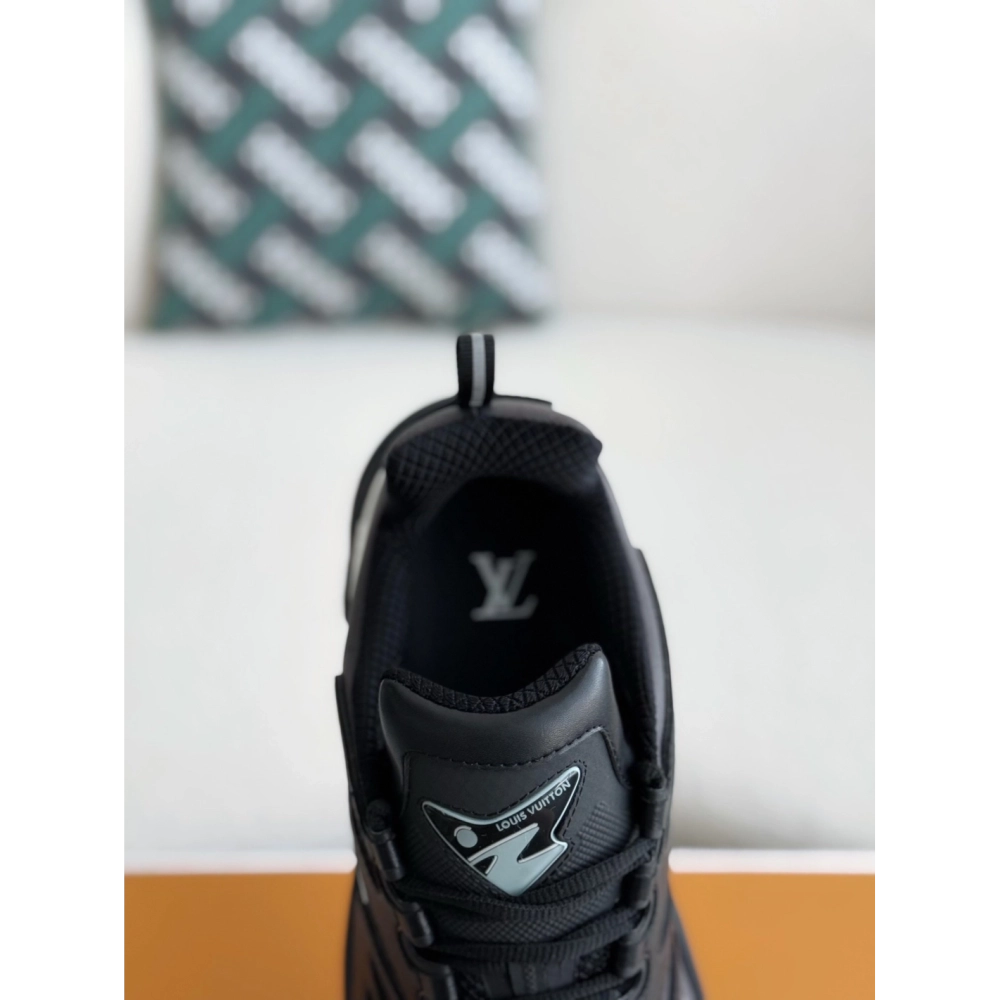 Louis Vuitton Casual Sneakers,LOUIS VUITTON