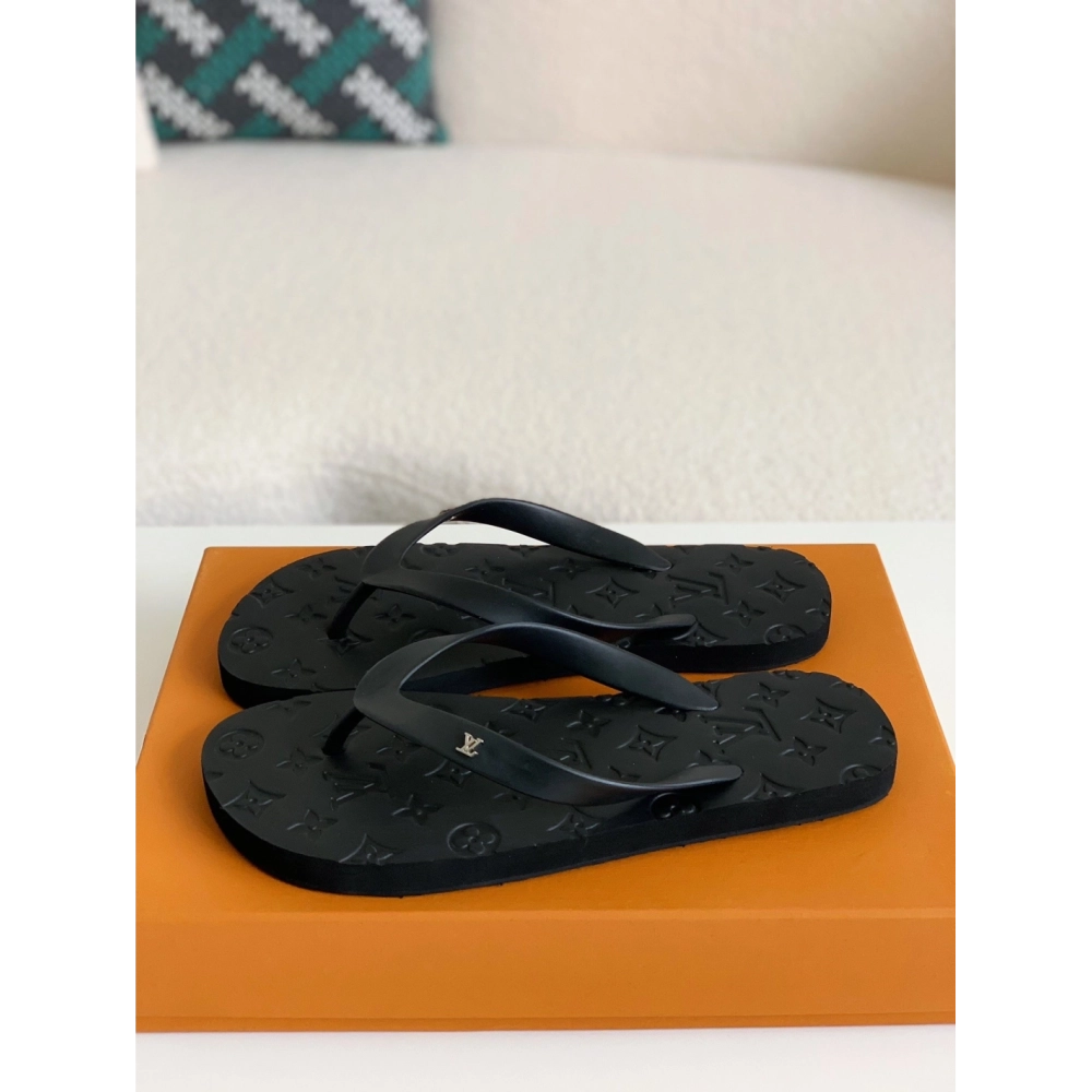 Louis Vuitton Flip Flops,LOUIS VUITTON