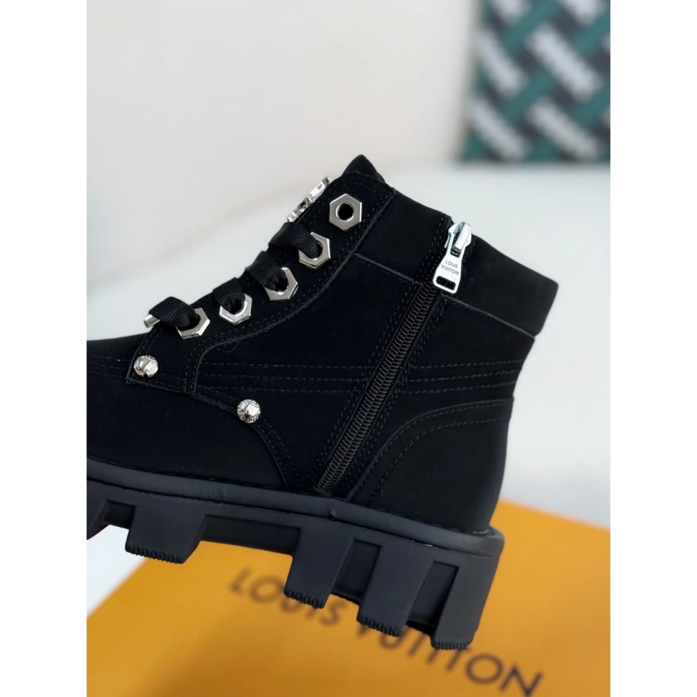 Louis Vuitton Round Toe Lace-up Boots,LOUIS VUITTON