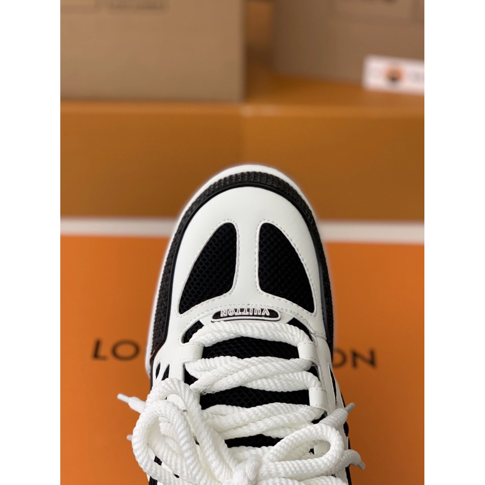 Louis Vuitton Runner Tatic Sneakers,LOUIS VUITTON