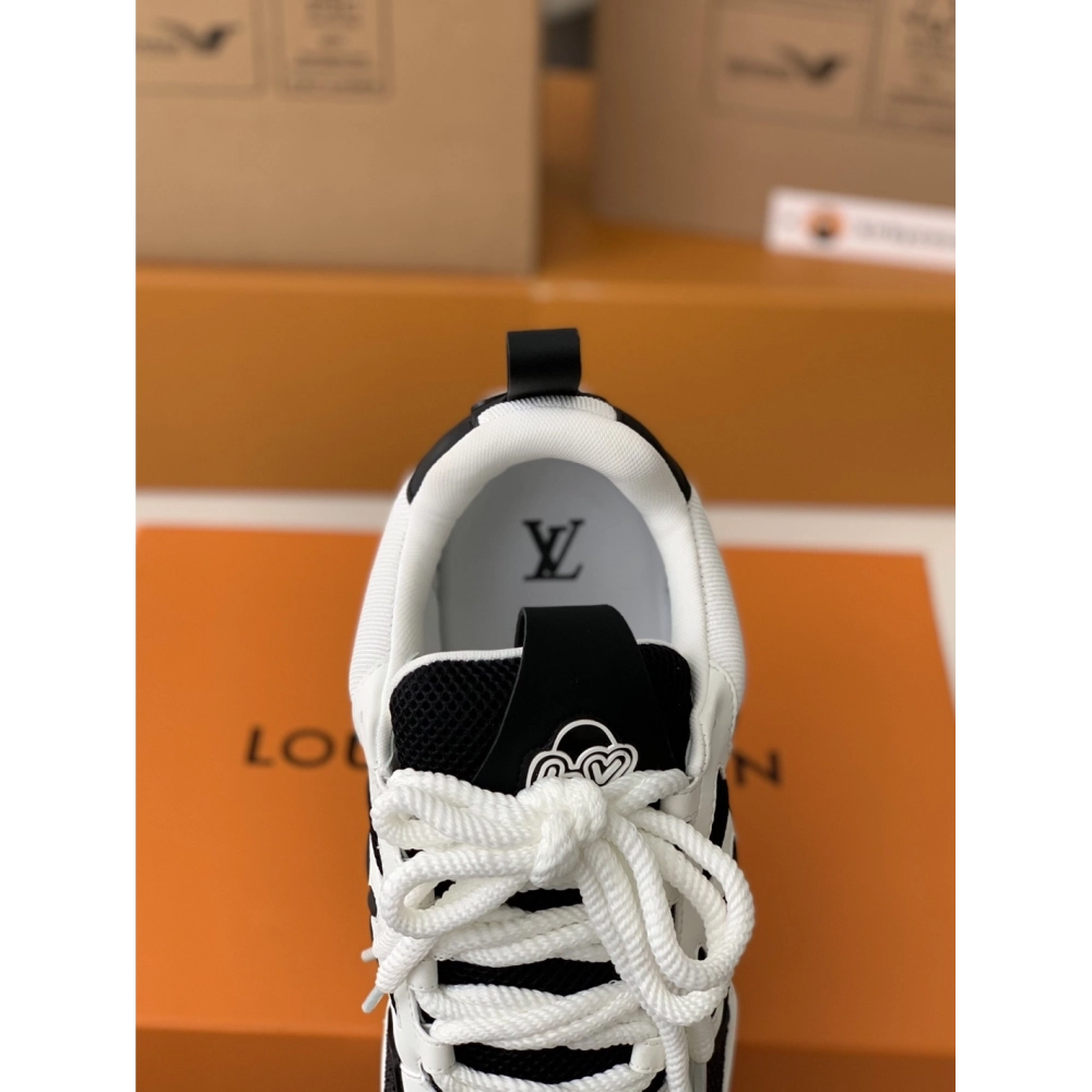 Louis Vuitton Runner Tatic Sneakers,LOUIS VUITTON