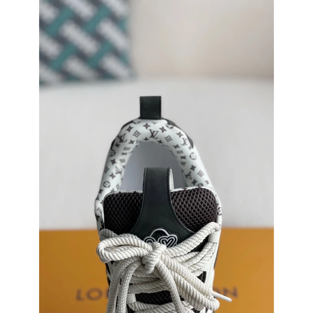 Louis Vuitton Skate Sneakers,LOUIS VUITTON