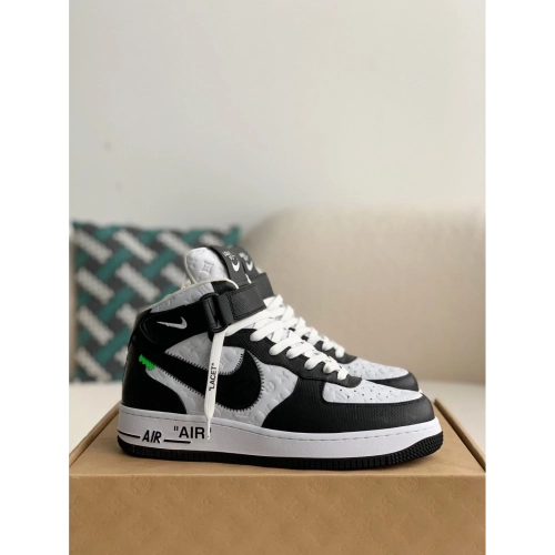 Louis Vuitton Sneakers,LOUIS VUITTON