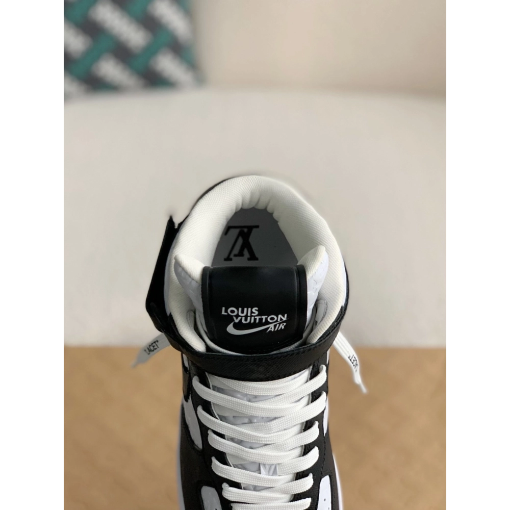 Louis Vuitton Sneakers,LOUIS VUITTON