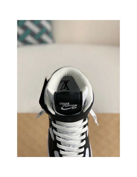 Louis Vuitton Sneakers,LOUIS VUITTON