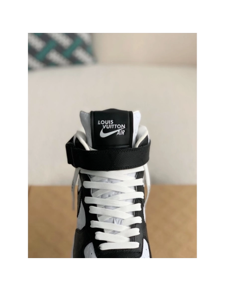 Louis Vuitton Sneakers,LOUIS VUITTON