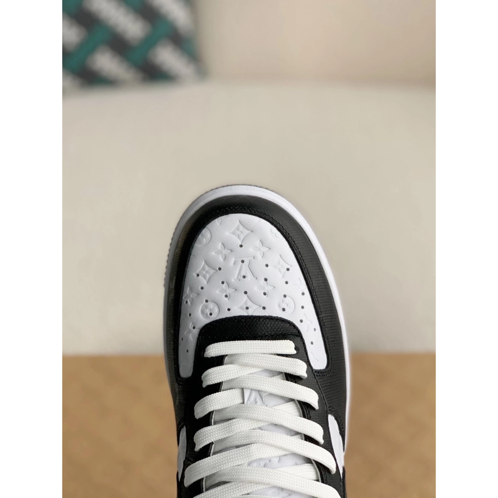 Louis Vuitton Sneakers,LOUIS VUITTON