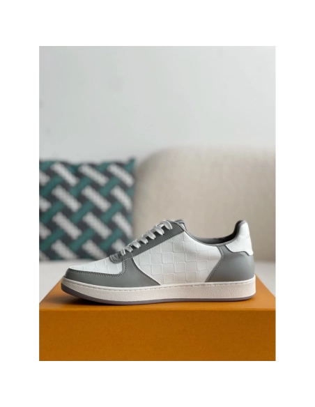 Louis Vuitton Sneakers,LOUIS VUITTON