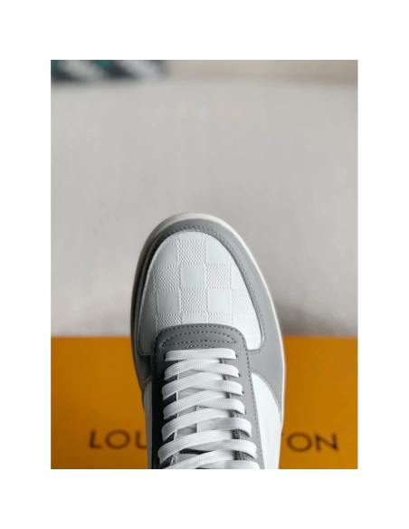 Louis Vuitton Sneakers,LOUIS VUITTON
