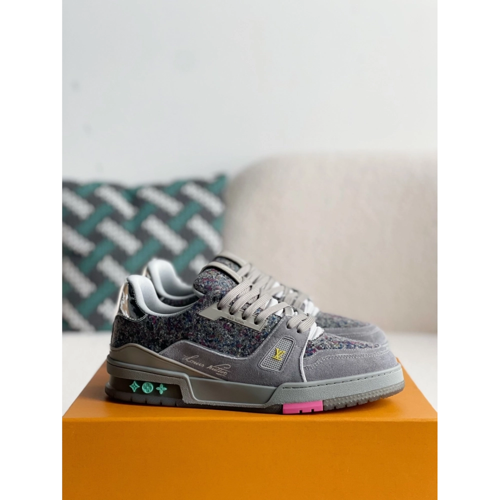 Louis Vuitton Sneakers,LOUIS VUITTON