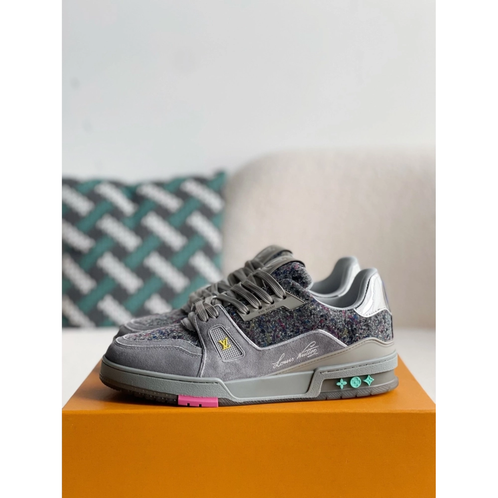 Louis Vuitton Sneakers,LOUIS VUITTON