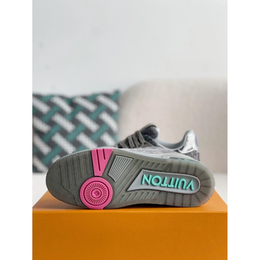 Louis Vuitton Sneakers,LOUIS VUITTON