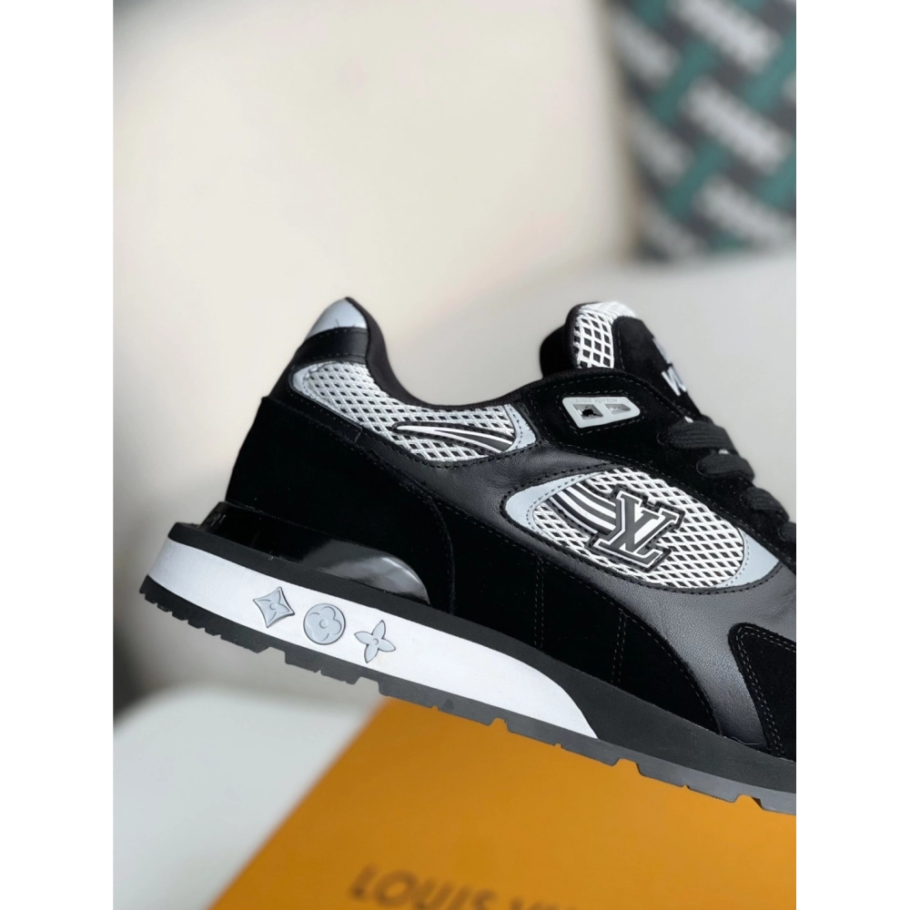Louis Vuitton Sneakers,LOUIS VUITTON