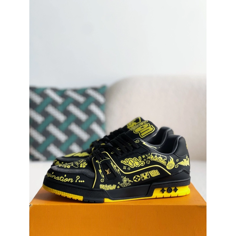 Louis Vuitton Sneakers,LOUIS VUITTON