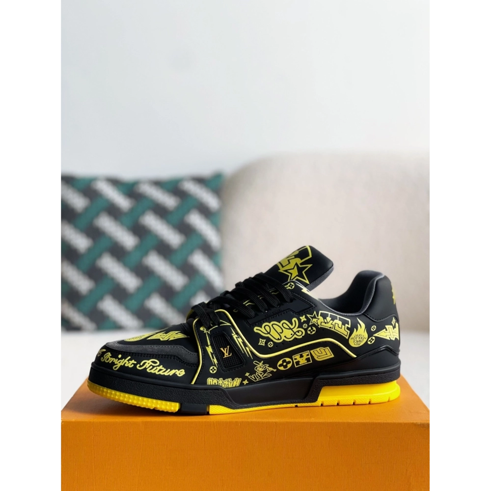 Louis Vuitton Sneakers,LOUIS VUITTON