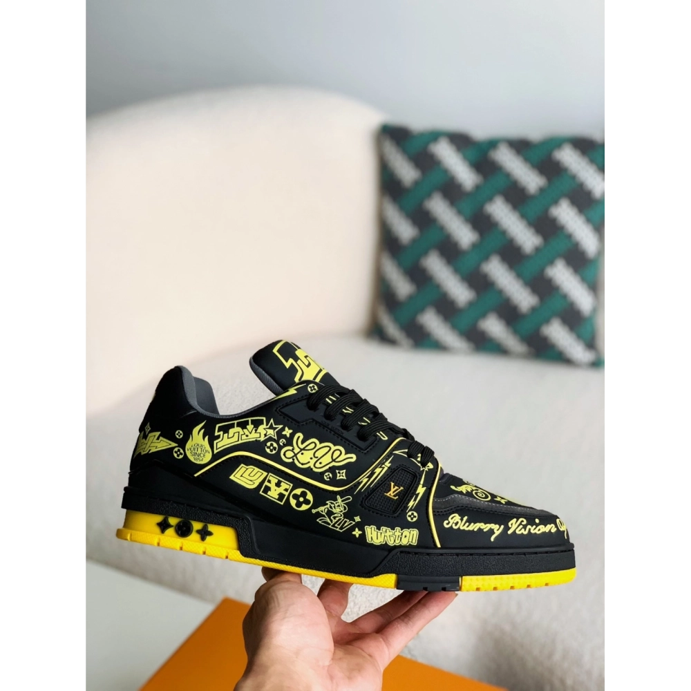 Louis Vuitton Sneakers,LOUIS VUITTON