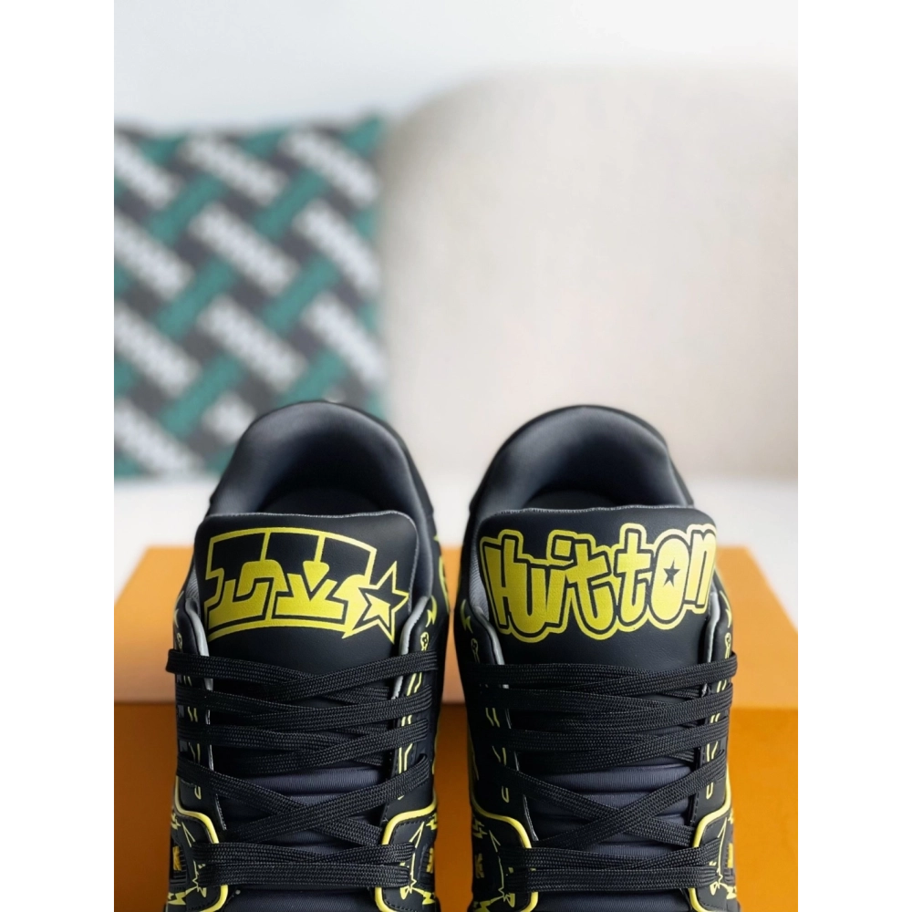 Louis Vuitton Sneakers,LOUIS VUITTON