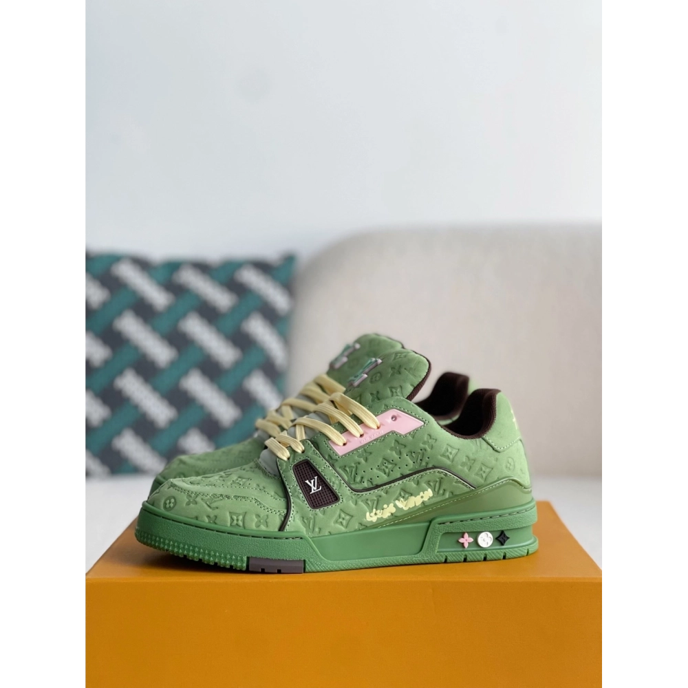 Louis Vuitton Sneakers,LOUIS VUITTON