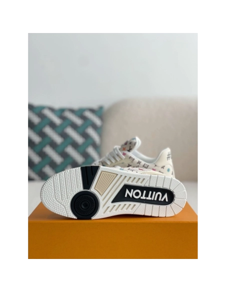 Louis Vuitton Sneakers,LOUIS VUITTON