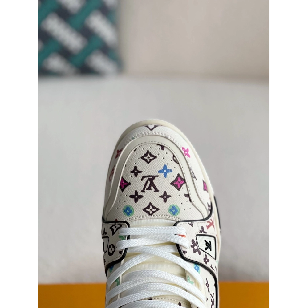 Louis Vuitton Sneakers,LOUIS VUITTON