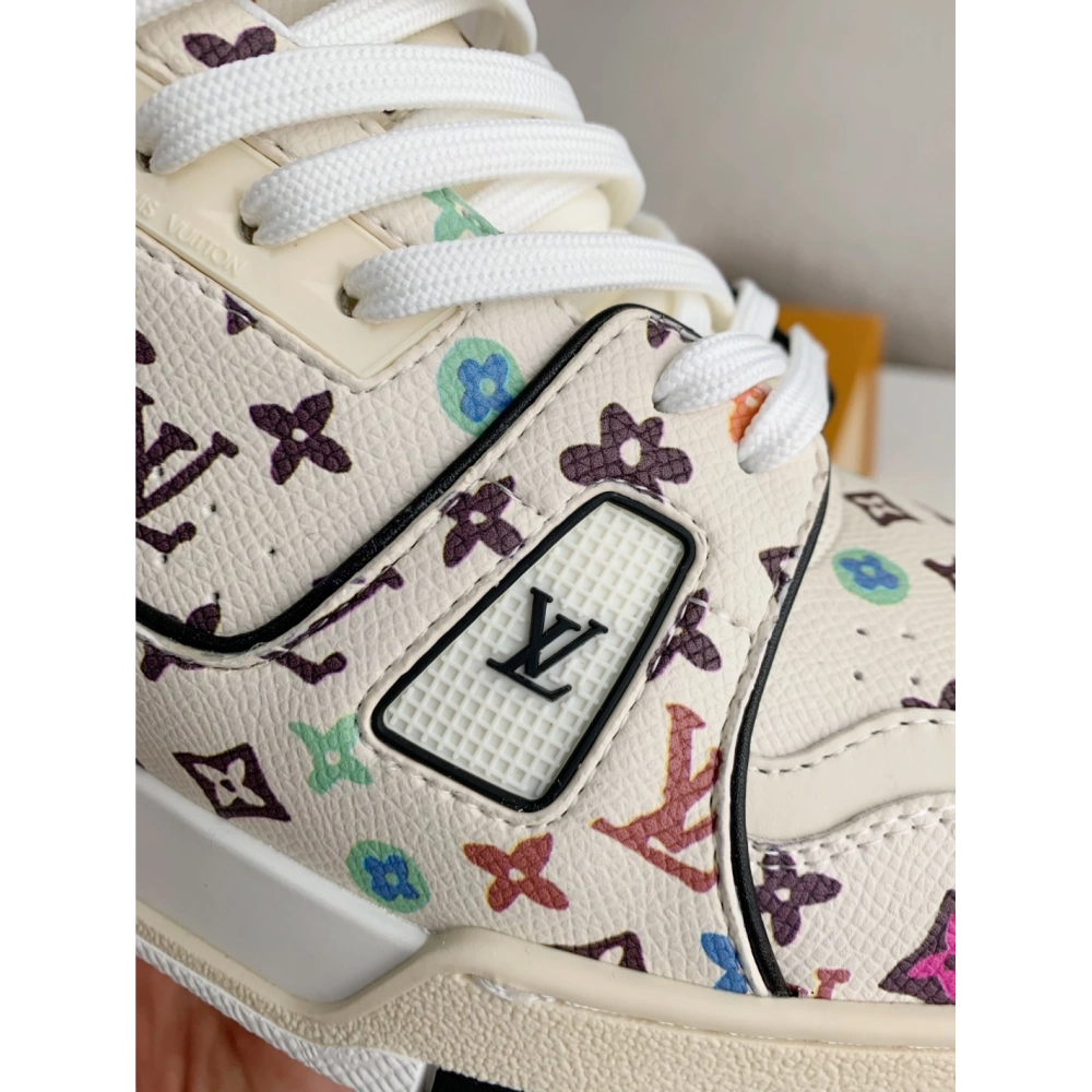 Louis Vuitton Sneakers,LOUIS VUITTON