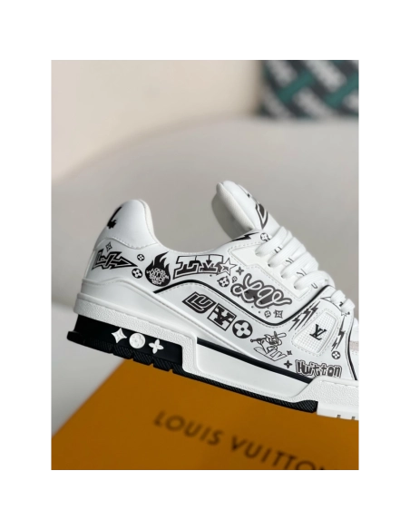 Louis Vuitton Sneakers,LOUIS VUITTON