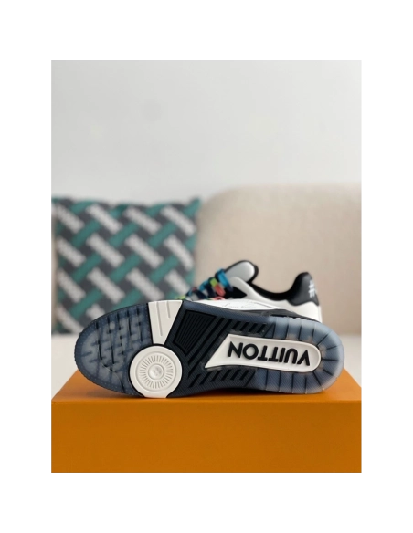 Louis Vuitton Sneakers,LOUIS VUITTON