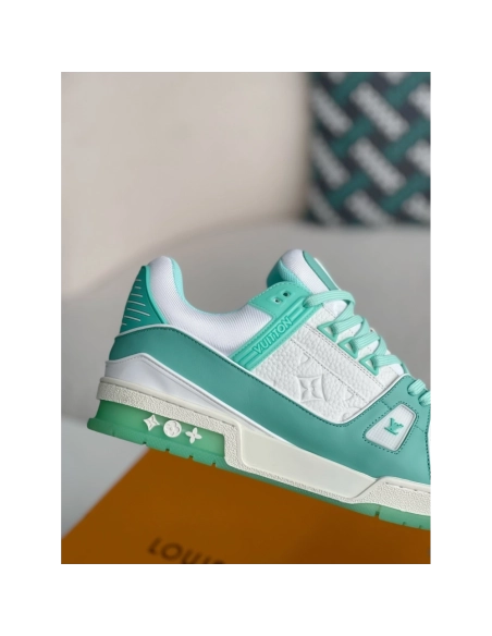 Louis Vuitton Sneakers,LOUIS VUITTON