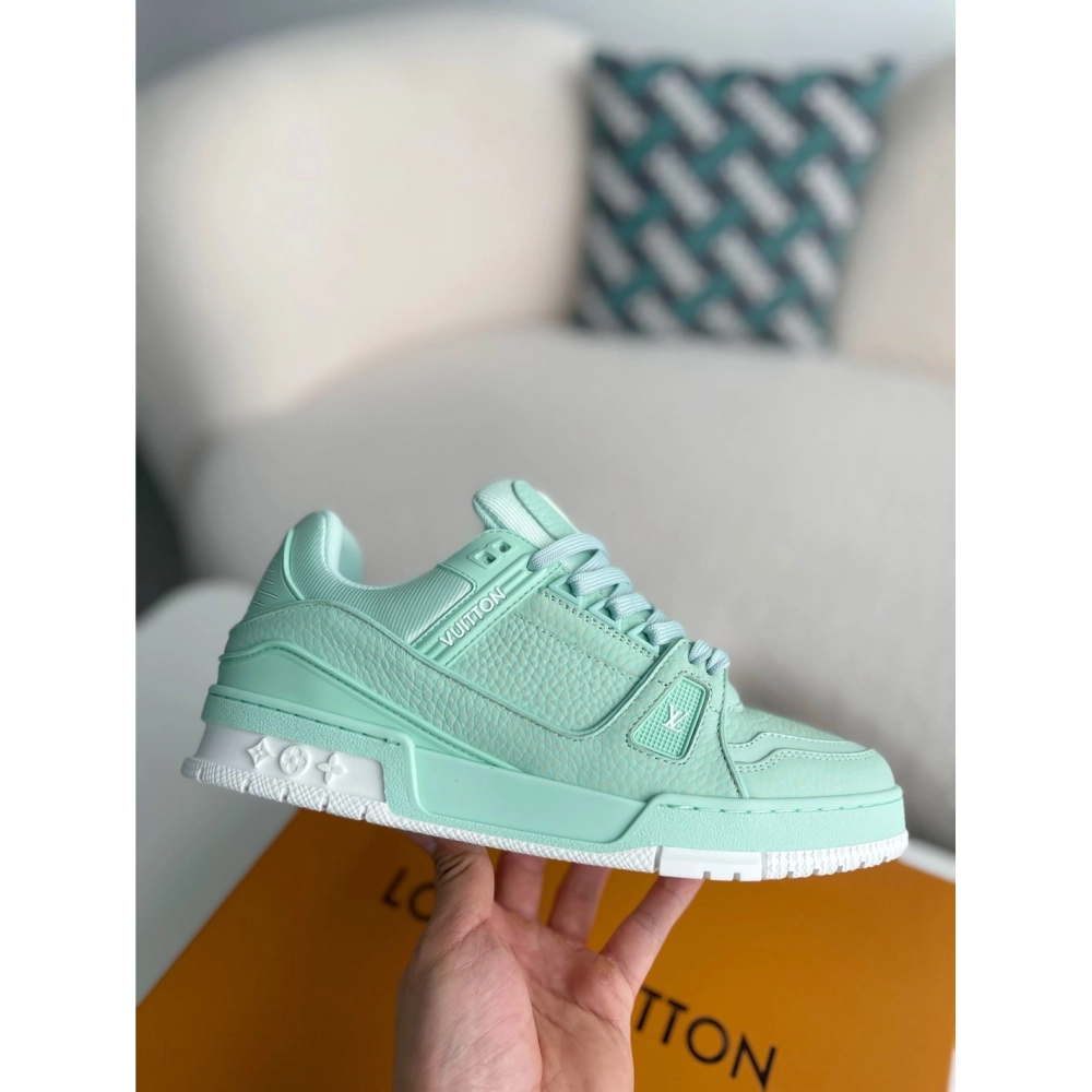 Louis Vuitton Sneakers,LOUIS VUITTON