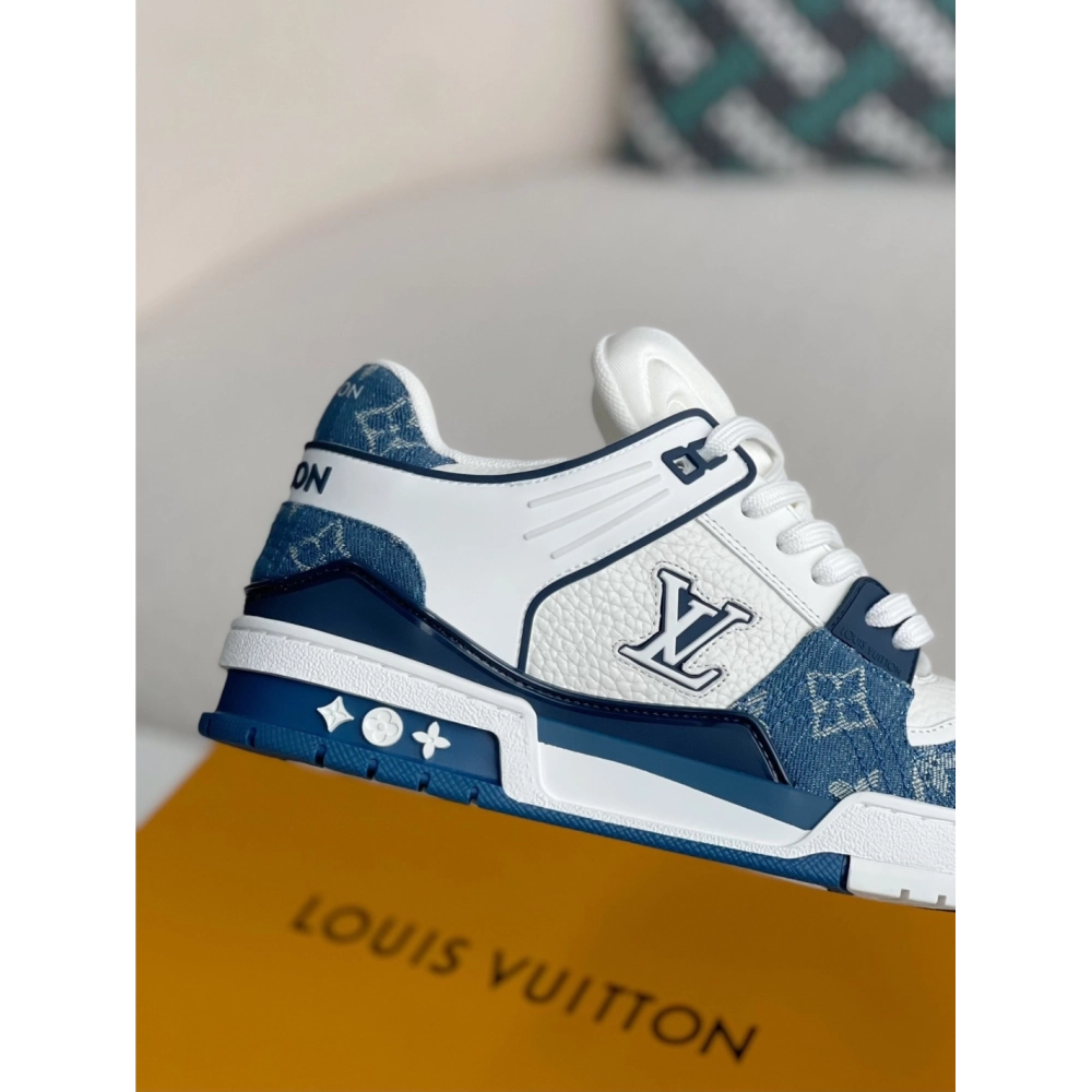 Louis Vuitton Sneakers,LOUIS VUITTON