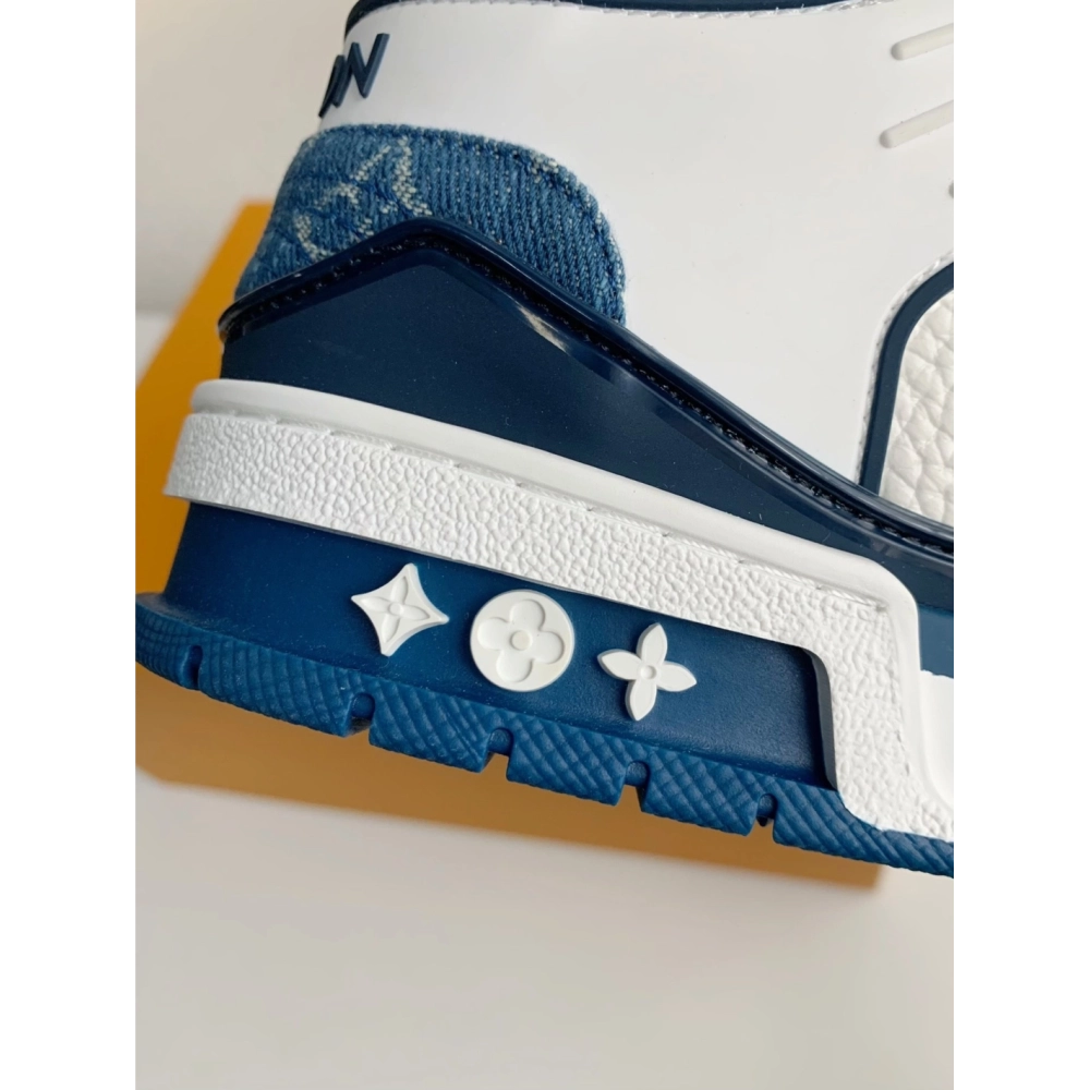 Louis Vuitton Sneakers,LOUIS VUITTON