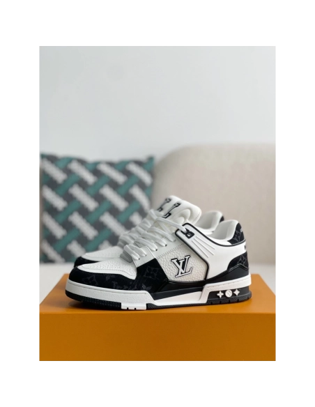 Louis Vuitton Sneakers,LOUIS VUITTON