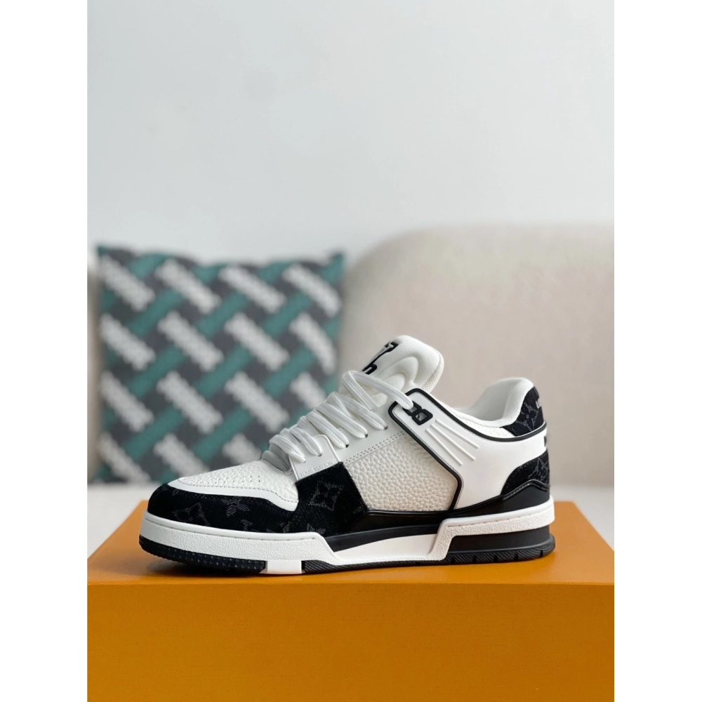 Louis Vuitton Sneakers,LOUIS VUITTON