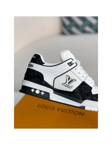 Louis Vuitton Sneakers,LOUIS VUITTON