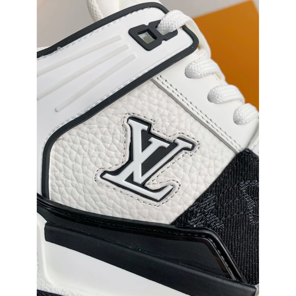 Louis Vuitton Sneakers,LOUIS VUITTON