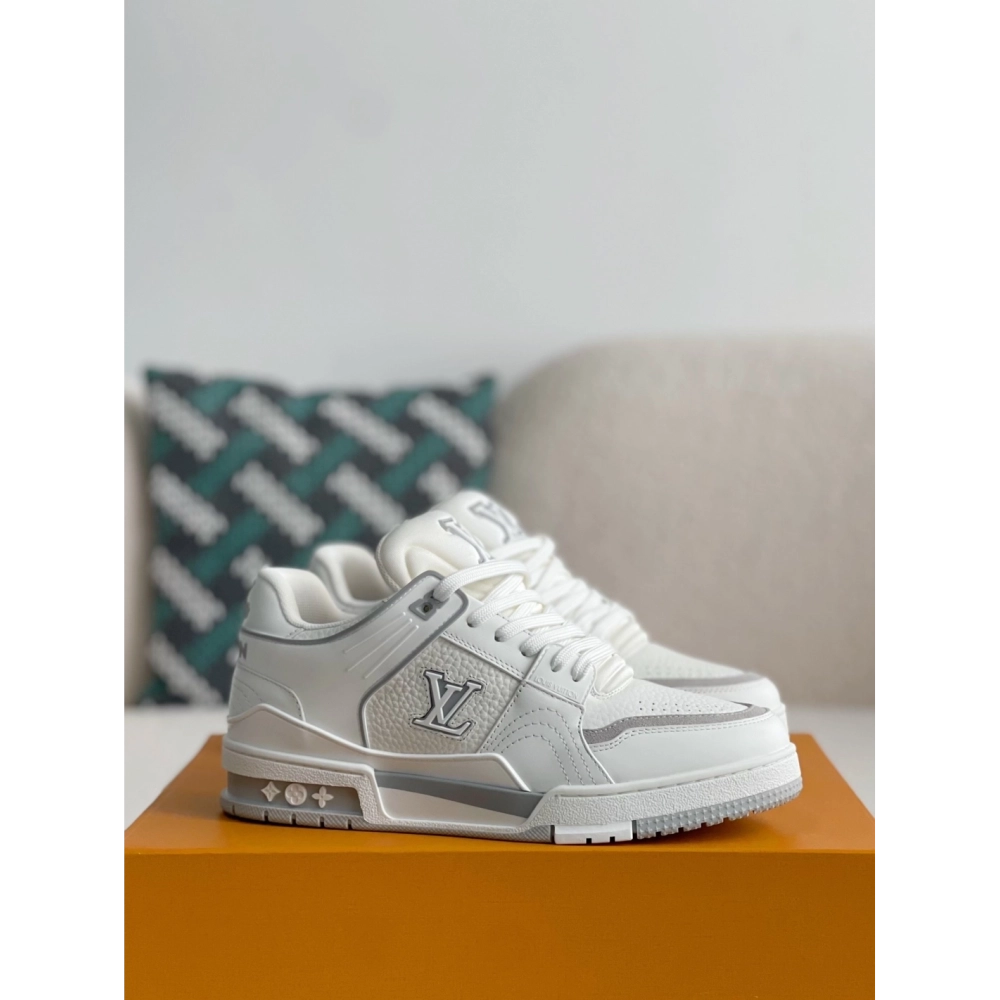 Louis Vuitton Sneakers,LOUIS VUITTON