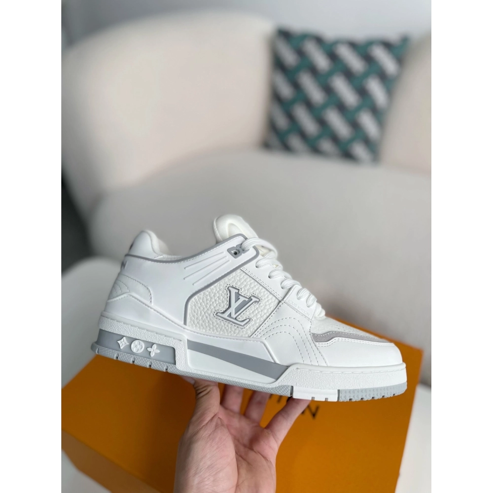 Louis Vuitton Sneakers,LOUIS VUITTON