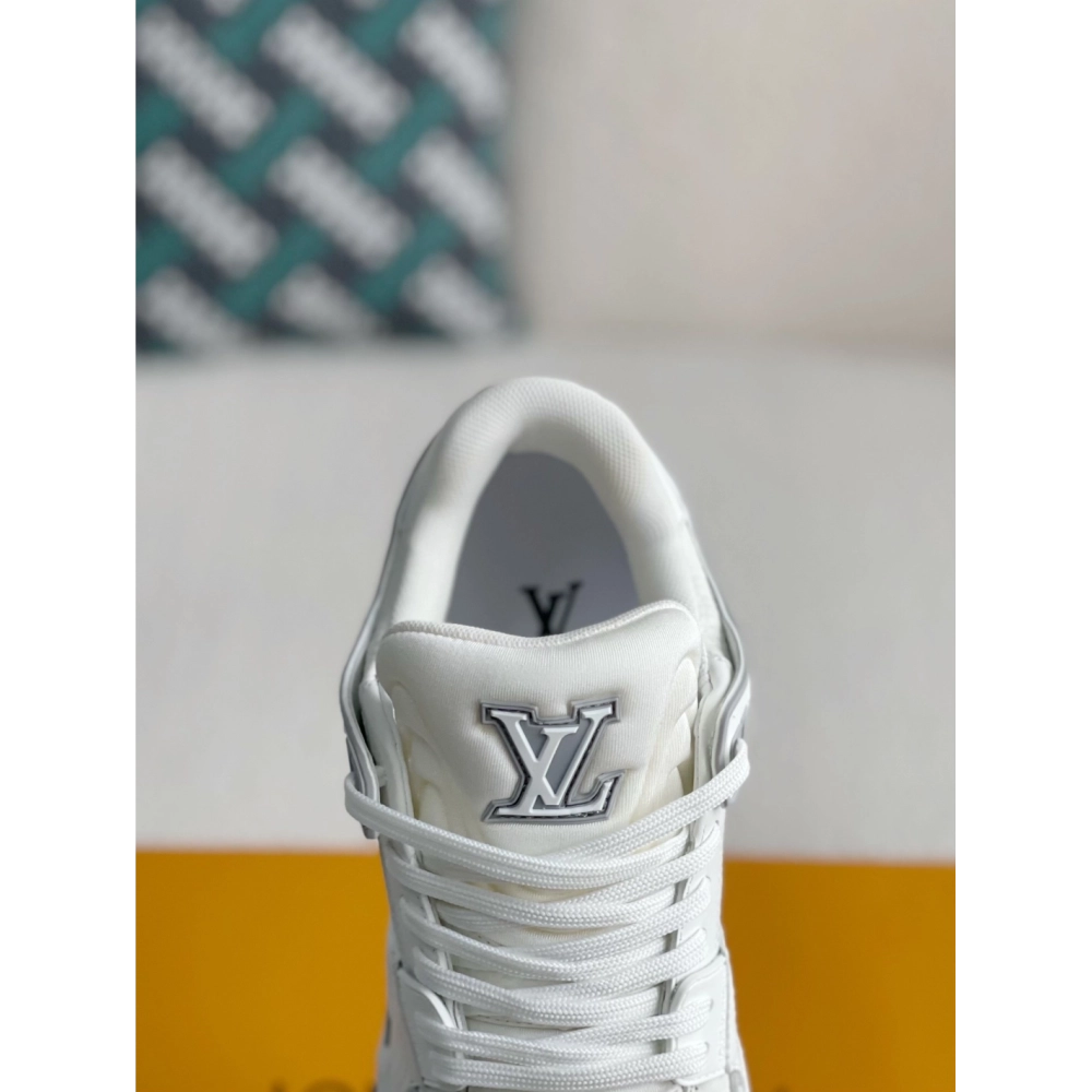 Louis Vuitton Sneakers,LOUIS VUITTON