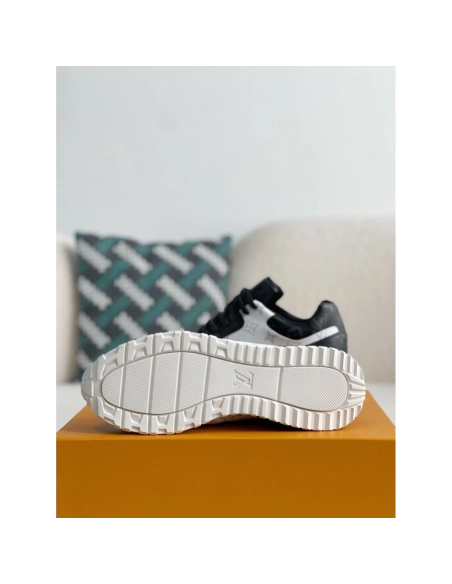 Louis Vuitton Sneakers,LOUIS VUITTON