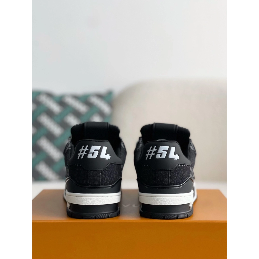 Louis Vuitton Sneakers,LOUIS VUITTON