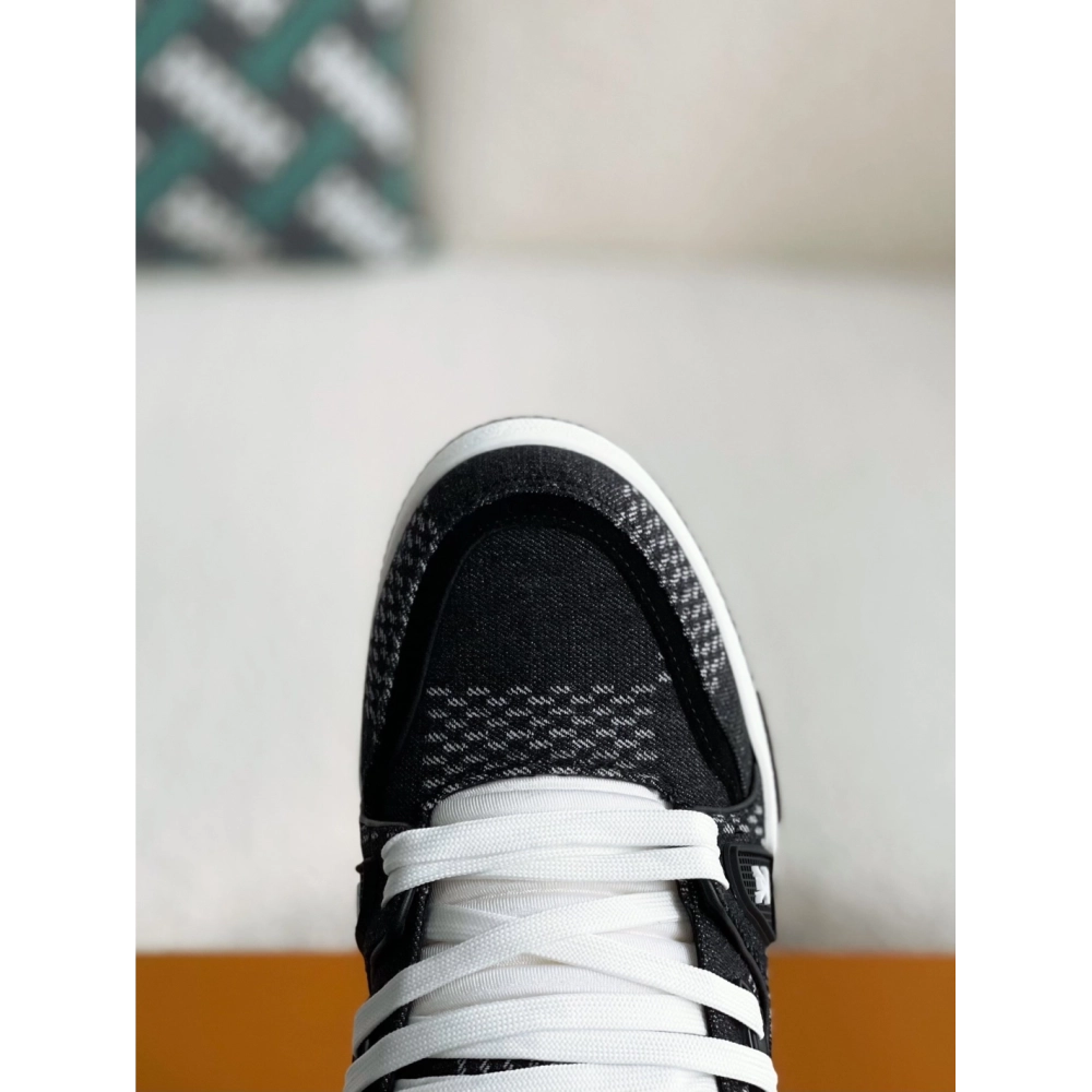 Louis Vuitton Sneakers,LOUIS VUITTON