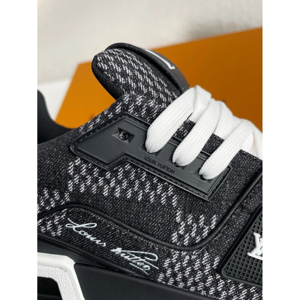 Louis Vuitton Sneakers,LOUIS VUITTON