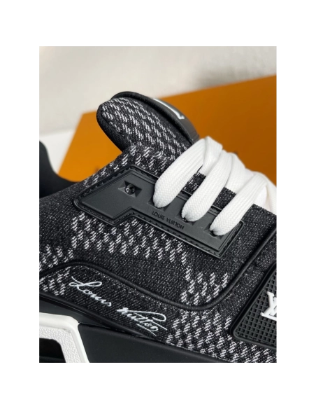 Louis Vuitton Sneakers,LOUIS VUITTON