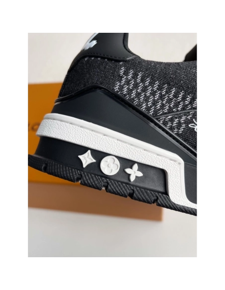 Louis Vuitton Sneakers,LOUIS VUITTON