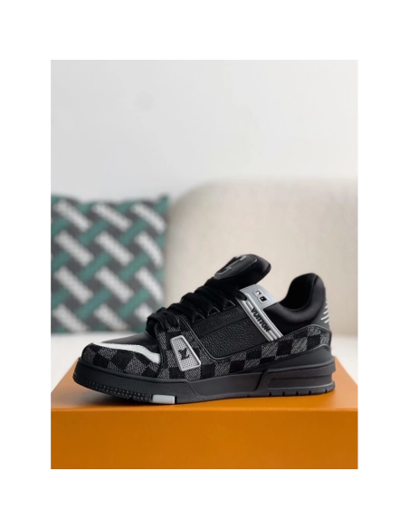 Louis Vuitton Sneakers,LOUIS VUITTON