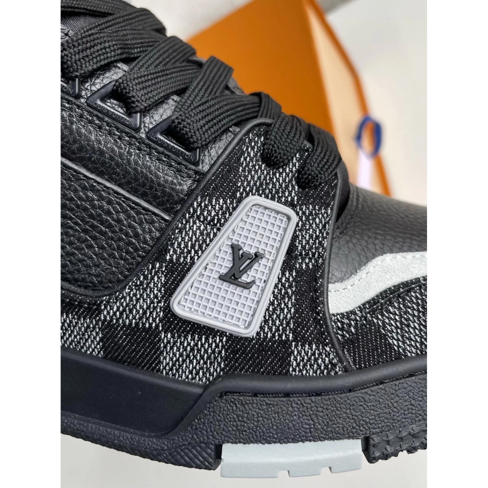 Louis Vuitton Sneakers,LOUIS VUITTON
