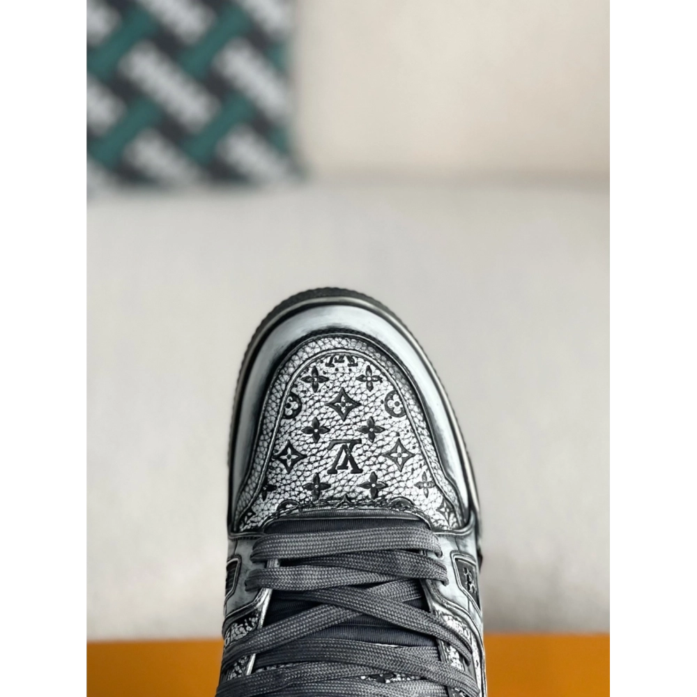 Louis Vuitton Sneakers,LOUIS VUITTON