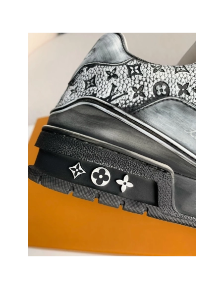Louis Vuitton Sneakers,LOUIS VUITTON